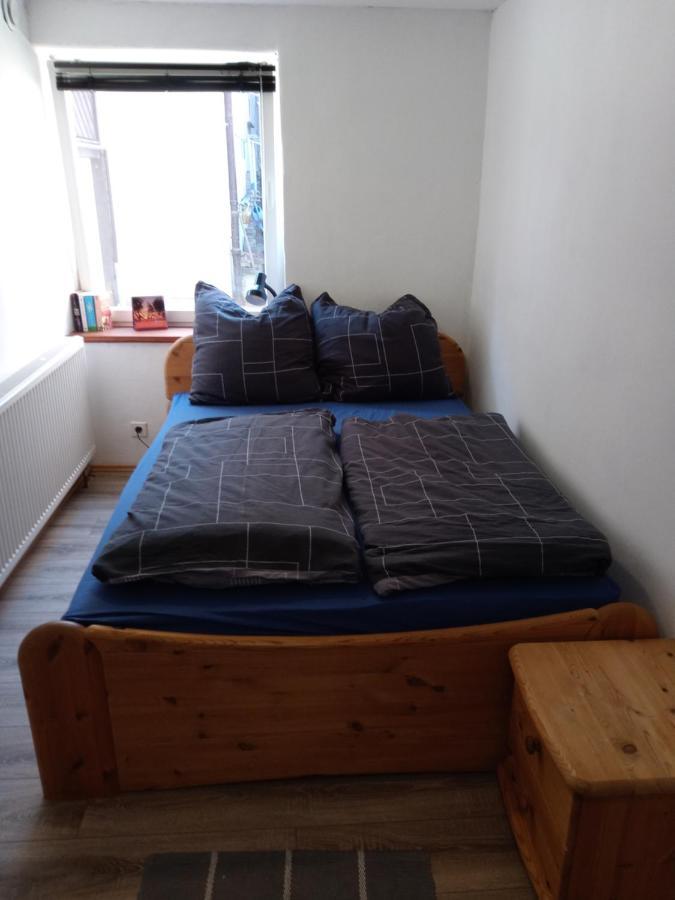 Ferienwohnung Baunatal - Ruhiges Apartment Am Ende Einer Sackgasse Εξωτερικό φωτογραφία